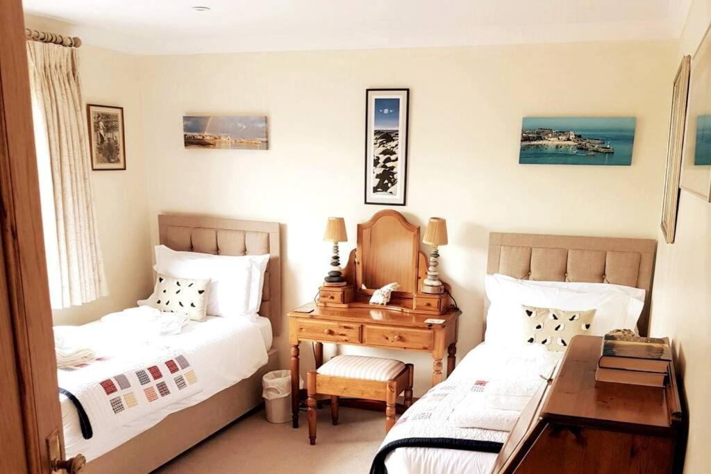 High Quality Detached House With Parking St. Ives Villa Eksteriør billede